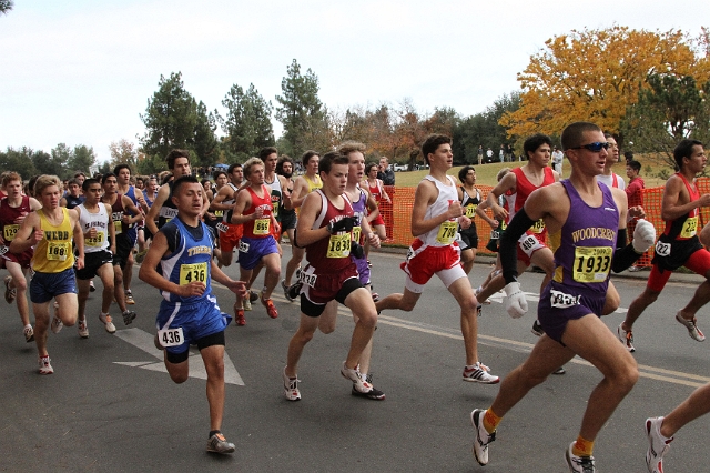 2009 CIF XC Boys D5-020.JPG - 2009 California CIF Cross Country Championships, Woodward Park, Fresno, California